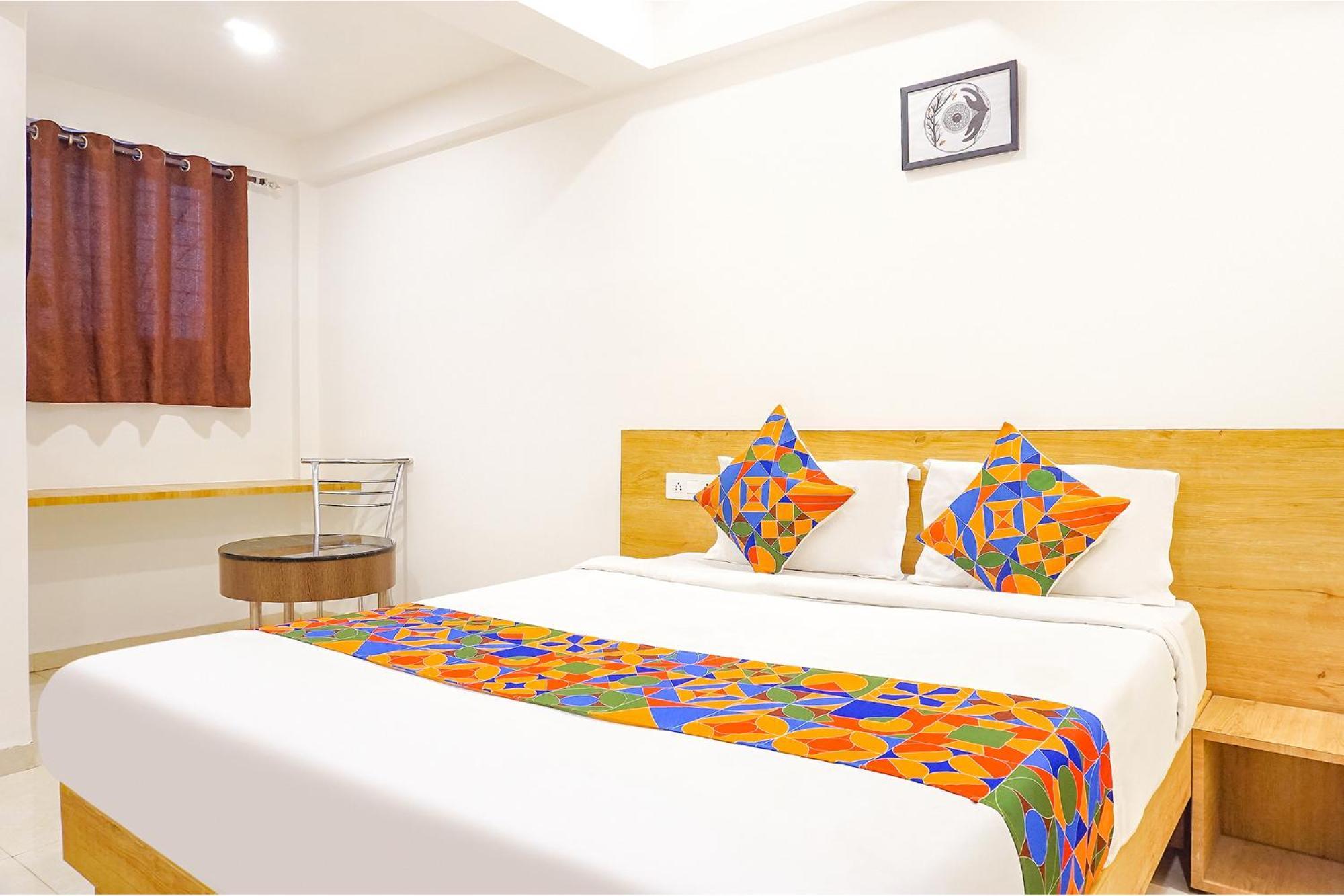 Fabhotel Saffron Inn I - Nr Darshan Museum Pune Zewnętrze zdjęcie