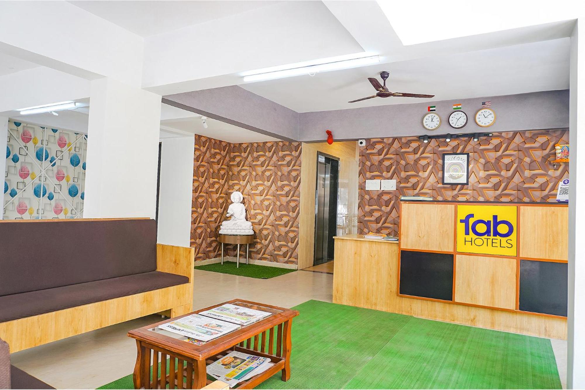 Fabhotel Saffron Inn I - Nr Darshan Museum Pune Zewnętrze zdjęcie
