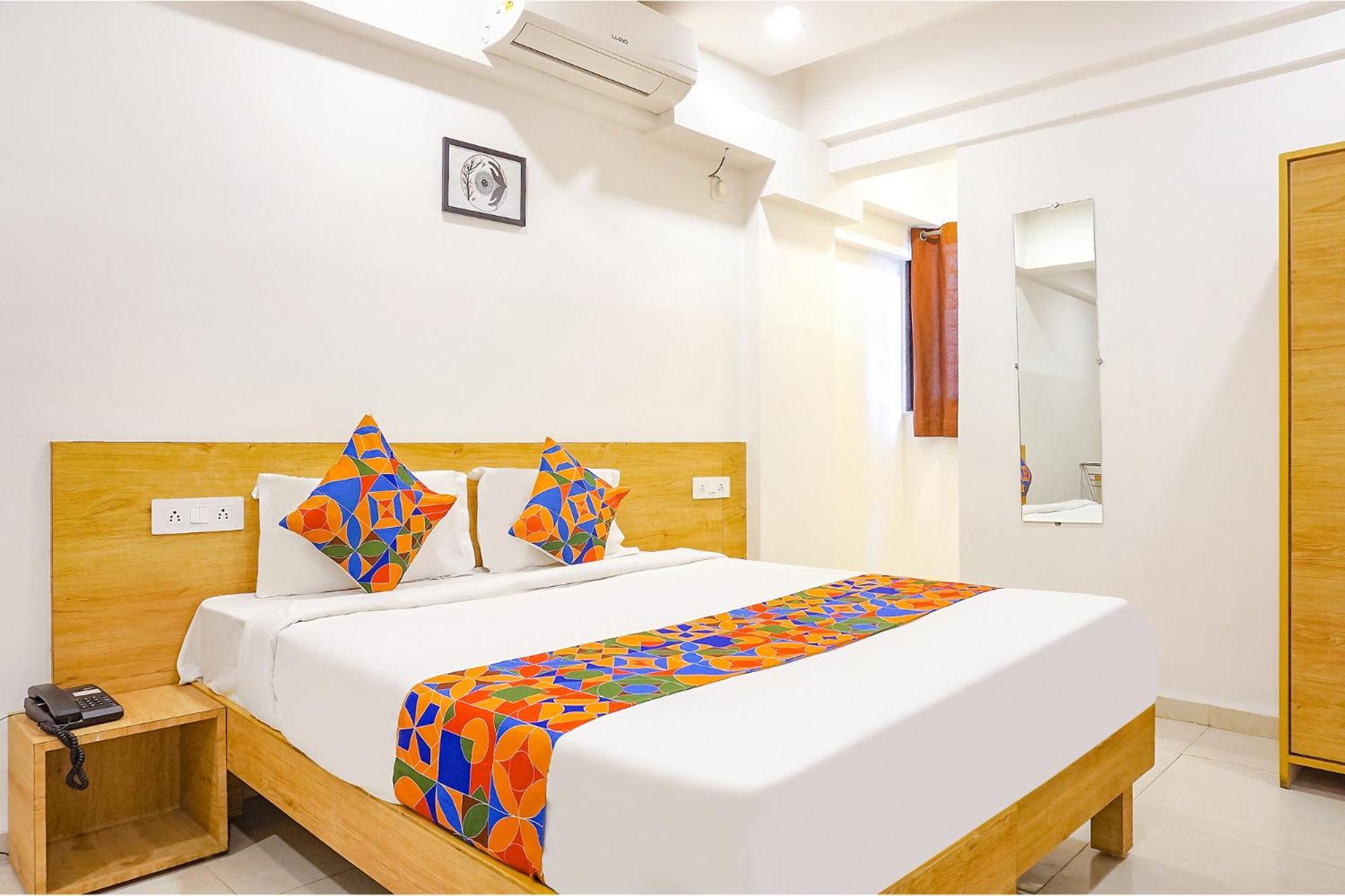 Fabhotel Saffron Inn I - Nr Darshan Museum Pune Zewnętrze zdjęcie